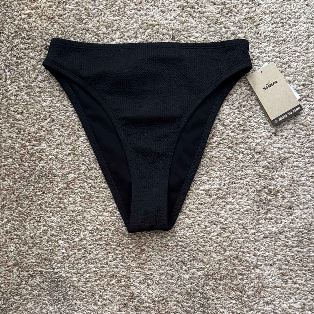 Nike Black Bikini Bottom high waisted medium cheeky new with tags